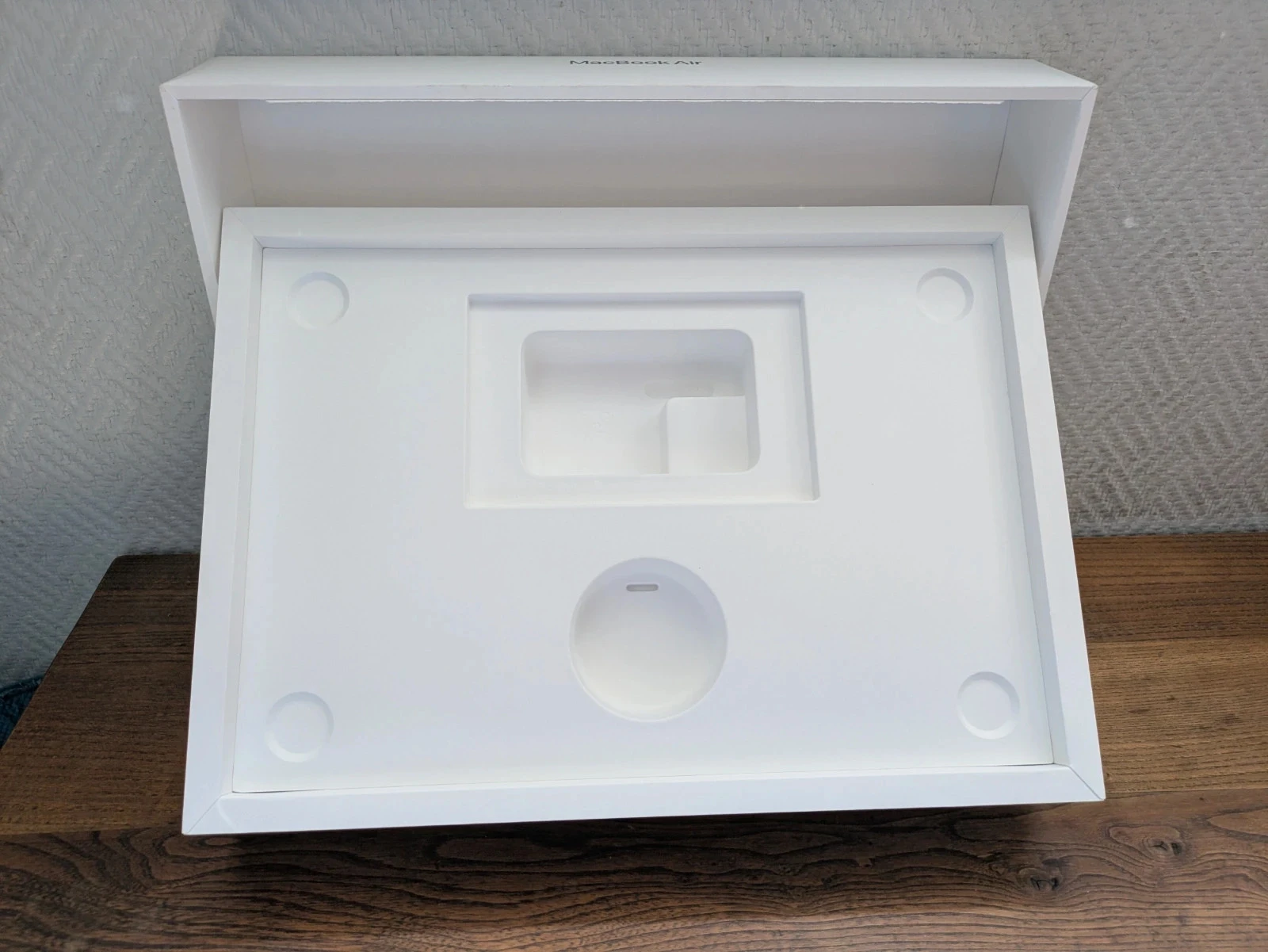 Caja Mac Book Air 15 – photo 3
